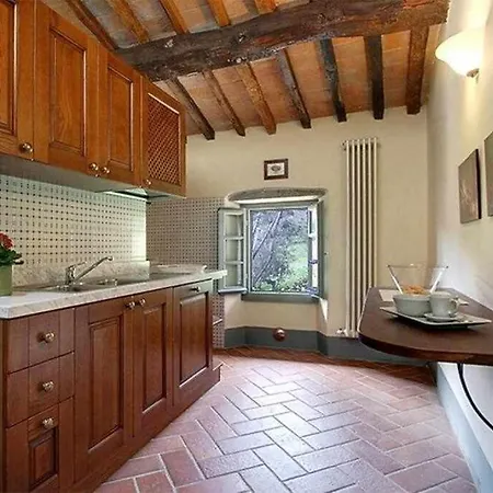 Casaglia 2apartment With Shared Pool Bovecchio