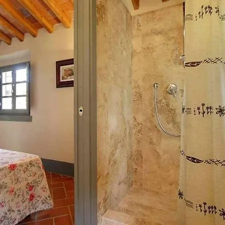 公寓 Casaglia 2apartment With Shared Pool